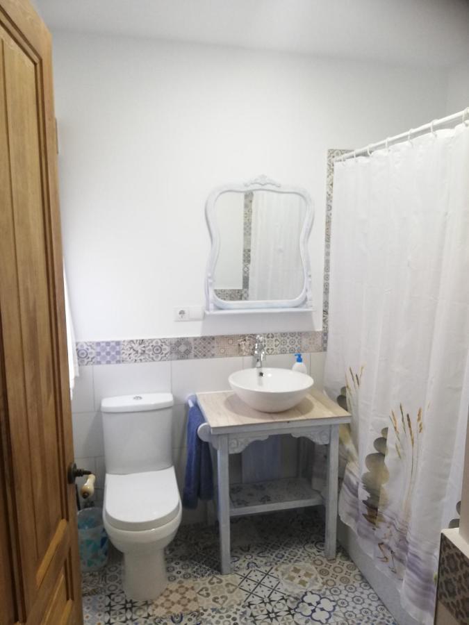 Hostal El Lugar De La Mancha Argamasilla de Alba Exterior foto